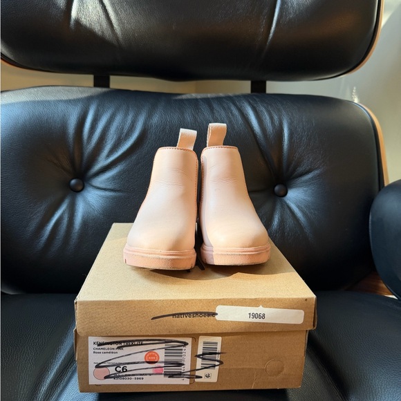 Native Chelsea boots - Picture 1 of 3